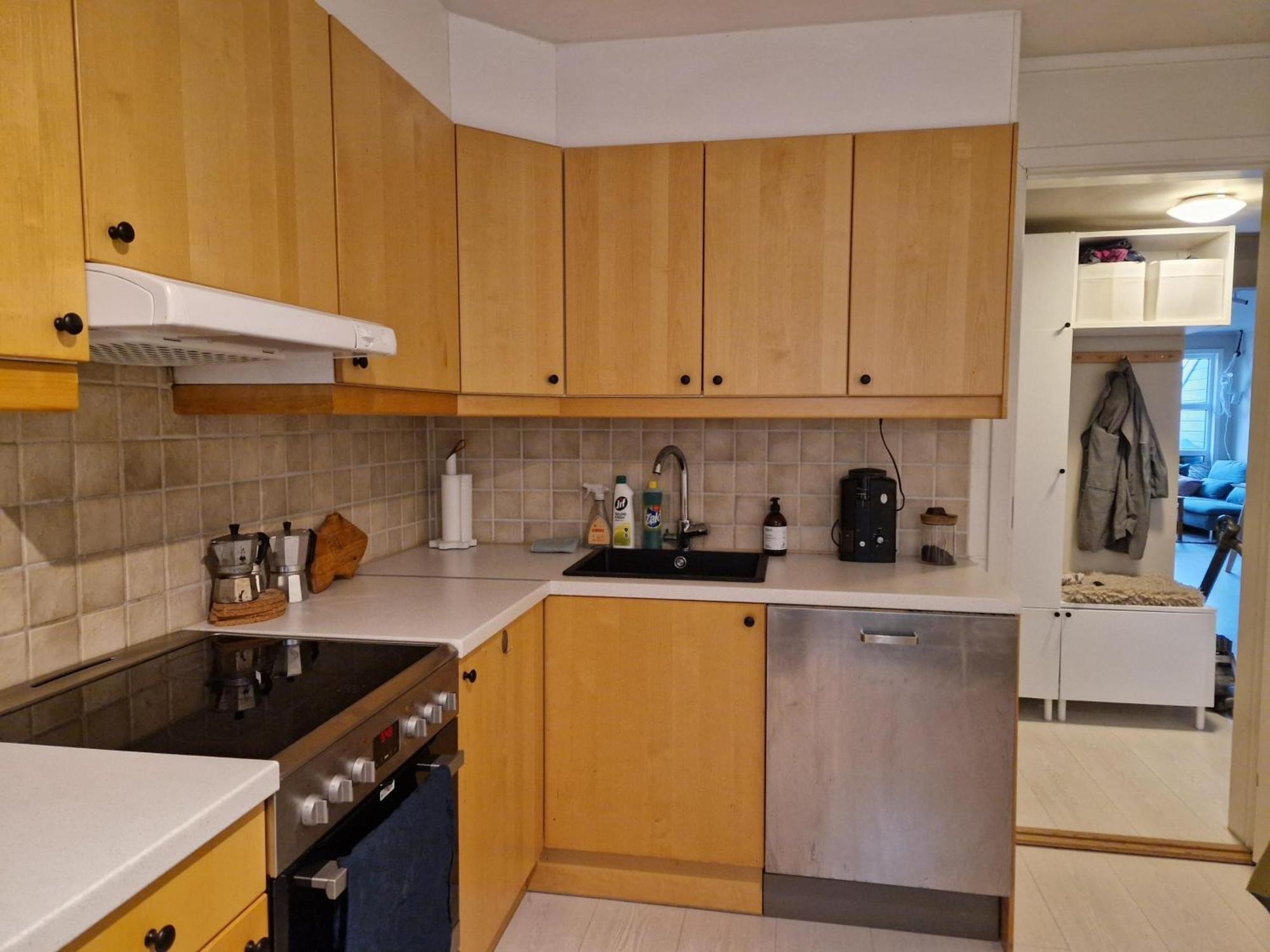 Apartamento Balkong Med Utsikt Og Gratis Parkering I Garasje *